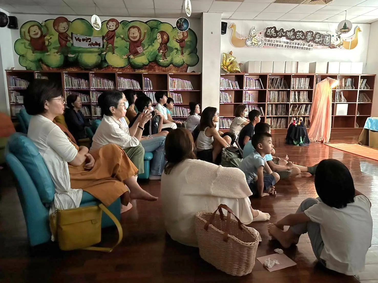 羅東鎮立圖書館