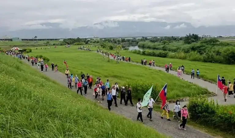 壯圍歡慶雙十國慶～舉辦國慶升旗．河濱公園健走活動