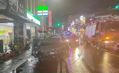 賓士失控連撞多車釀悲劇～中道教師不幸殞命校園哀悼【影音新聞】